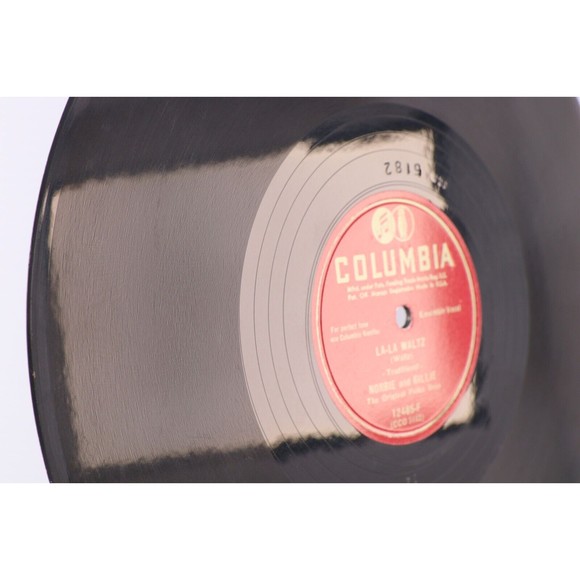 Norbie And Gillie - La-La Waltz / Tinker Polka - 1950 10" 78 rpm Record 12485-F - Picture 11 of 16